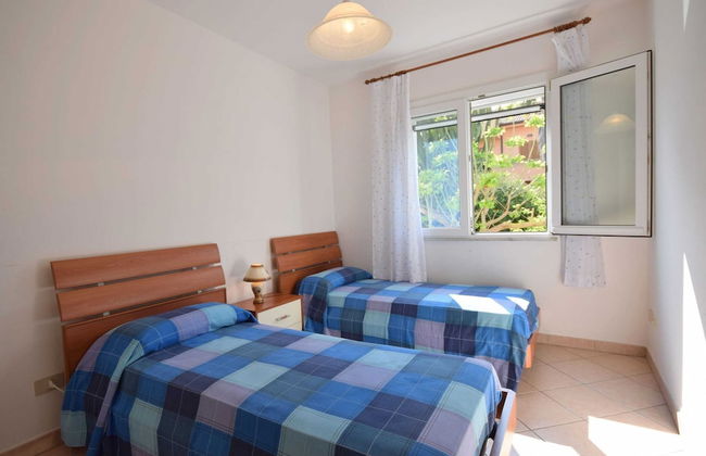 Lush Holiday Home in Sciacca near Golf Course - Photo 2