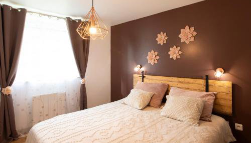 Gîte Chabrignac, jacuzzi et sauna privatif, piscine chauffée partagée, Wifi, salle de jeux - Foto 4