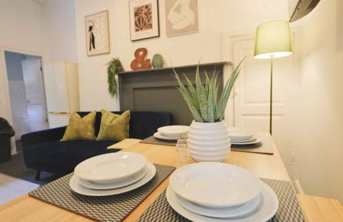 Lovely Two bedroom flat in St Michael's Hill - Photo 3