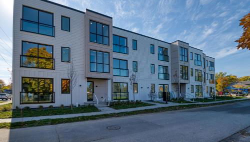 1 Mi to Ski Area Penthouse Condo in Traverse City - Foto 2