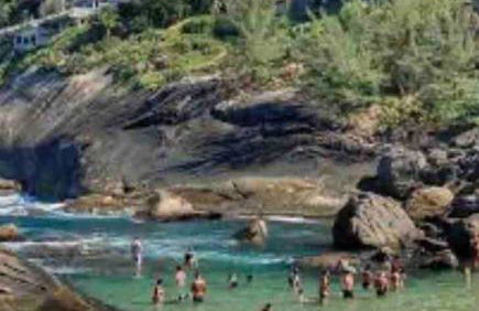 Apartamento confortável e com Piscina a 900 m da praia de Itacoatiara - Foto 51