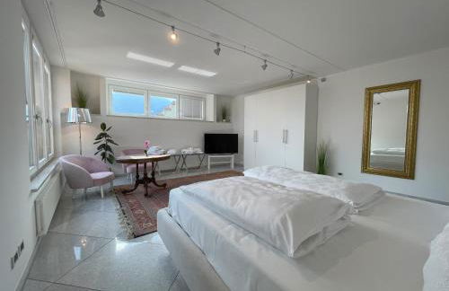 Artist House - Photo 57