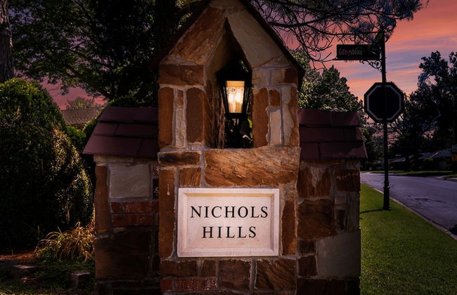 Comfy House With Fenced Yard I Step to Plaza Dist - Photo 40