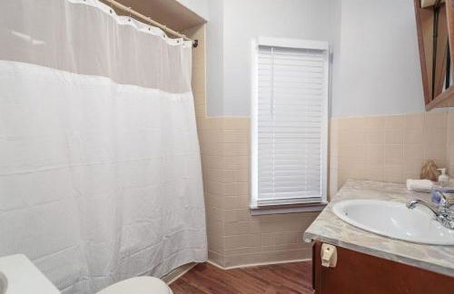 Beautiful Remodeled Penthouse Unit in Old Town - Foto 13