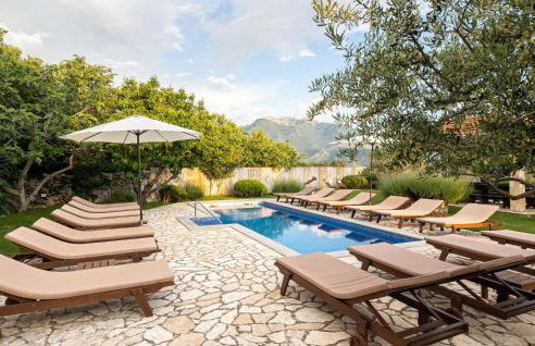 Nice Home In Sestanovac With Kitchen - Foto 11