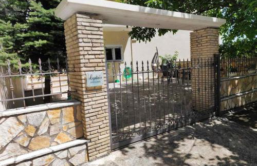 Lydia's house - Photo 10