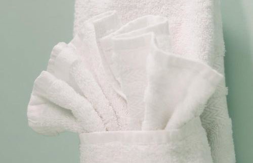 The Vic 3-BR Quick NYC Access & Parking - Foto 16