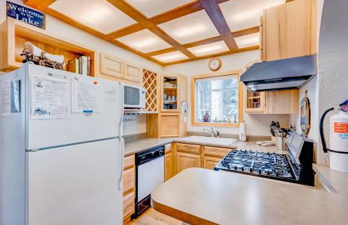 Cabin in the Woods - Photo 9