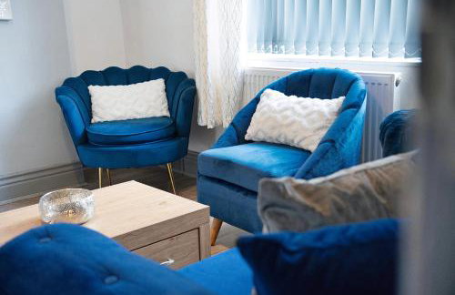 Comfortable 2BR Home 10 Min to Durham Cathedral - Foto 1