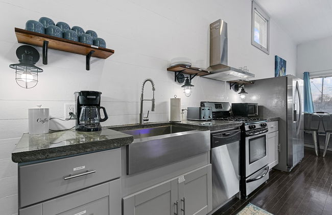 The Waterfront - Waterslide Game Room Sleeps 26 - Foto 34