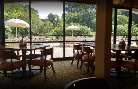 Couples Condo Retreat Overlooking Golf Course - Foto 25