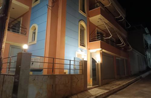 LIVIERATOS APARTMENTS - Photo 32