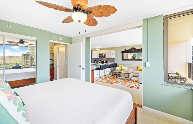 Diamond Head and Ocean views with King Bed and Parking - Foto 23