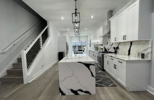 Modern 4 Bedroom 5 Bath Townhome Downtown Indpls 2228 - Foto 3