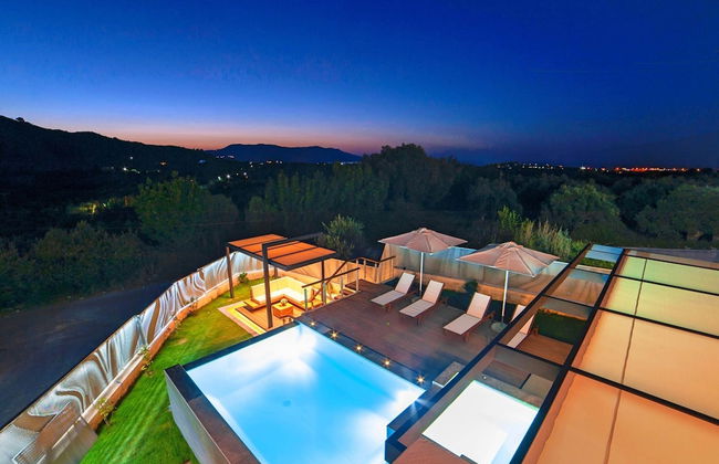 2 New Villas Next Each Other, Pool, Rent Separately or Together at Kournas Lake - Foto 15