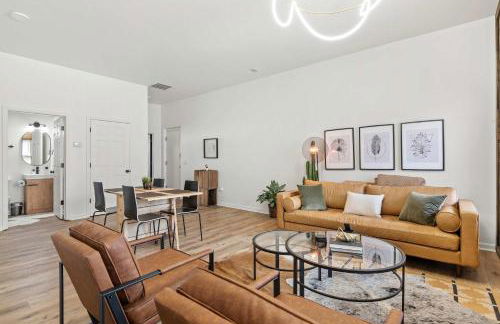 Top-Rated 1BR Near Convention Center & Parking - Foto 6