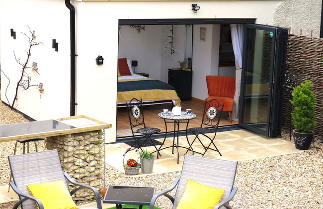 Private Garden Room - Rural Village - Foto 1