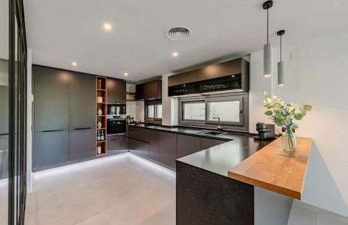 Villa con Piscina Privada - Photo 43