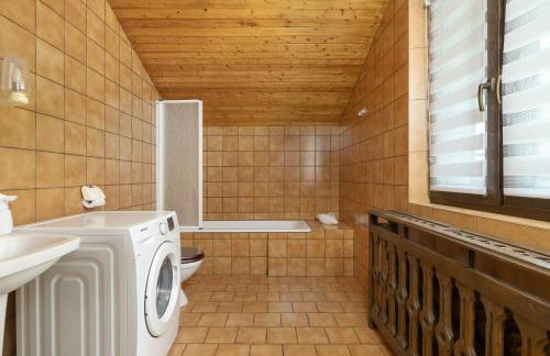 Przytulne Apartamenty w Klimatycznym Domu nad Białką w Otoczeniu Górskich Krajobrazów by Noclegi Renters - Foto 18