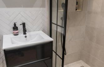 Modern 2 bed Charlotte Street apartment on 3rd floor - Foto 16