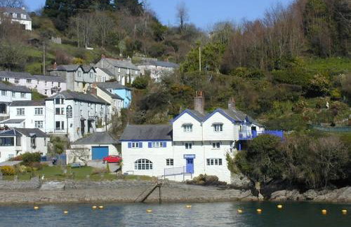 The Snuggery - Photo 22