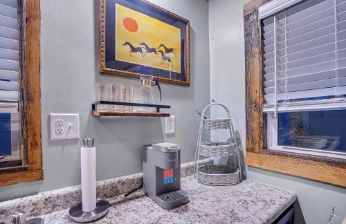 Stylish Retro Stay, Columbia House Unit D apts - Foto 15