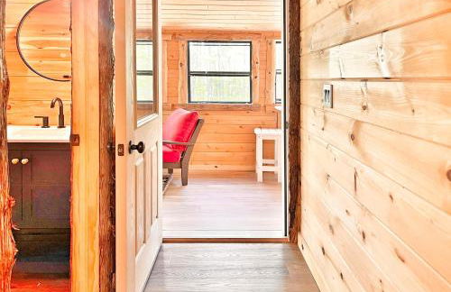 Adirondack Mountain Cabin with Hot Tub, Near Whiteface, Lake Placid, Fire Pit, Game Rm - Foto 18