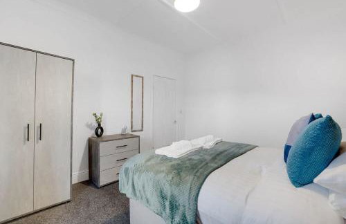 NEW! 4BR in Stanley - Photo 19