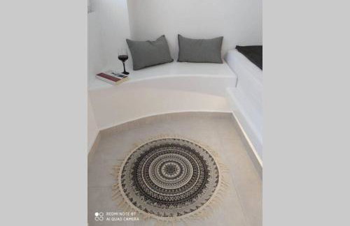 Irini's B & W house with jacuzzi - Photo 18