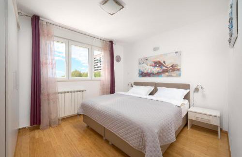 Comfortable Apartment - Photo 10