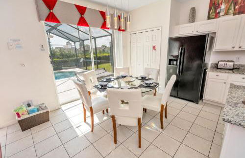 Disney Dream with Hot Tub, Pool, Xbox, Games Room, Lakeview, 10 min to Disney, Clubhouse - Foto 19