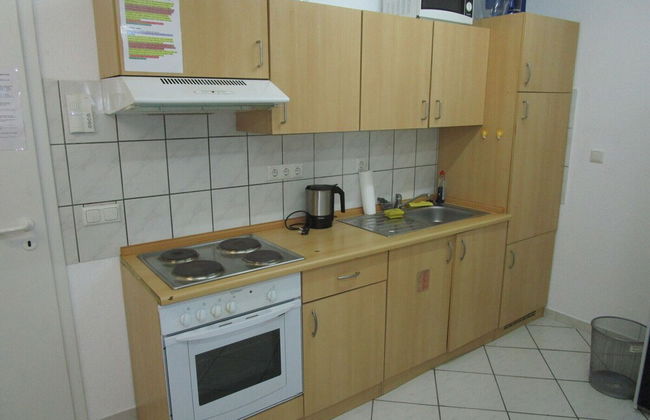 Michael's Apartments - Photo 5