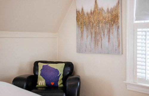 Family Downtown Mansion - Sleeps 13 - Foto 21