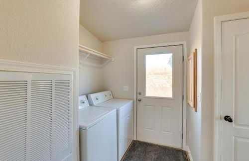 Peaceful Deary Vacation Rental with Deck and Views! - Foto 23