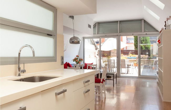 Centric Apartment Barna - Photo 10