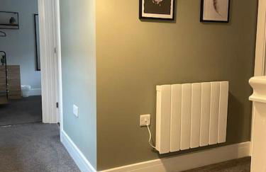 Cedar House by ShortStays4U A modern 2 bedroom house with free parking in town centre! - Foto 9