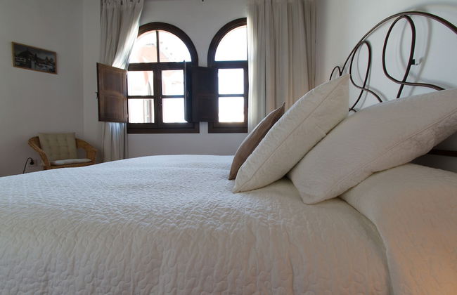 Apartamentos Los Patios de la Judería - Photo 20