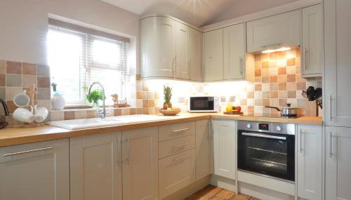 1 Tunns Cottages, Rushmere, nr Beccles - Foto 3