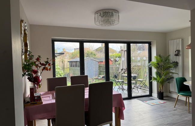 Oxford - Villa - Sleeps 8 - Garden - Parking - Foto 39