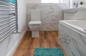 Large 2-Bedroom Bungalow near Airedale Hospital, Keighley, Convenient Location with Parking - Photo 11