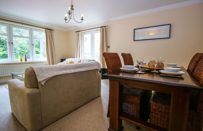 Turnberry Apartments - Photo 23