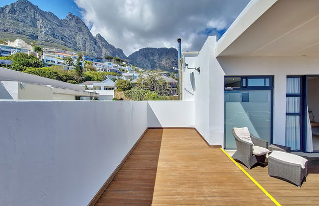 The Blue Emerald - Photo 37