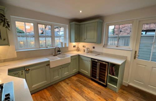 Central Knutsford - Photo 7