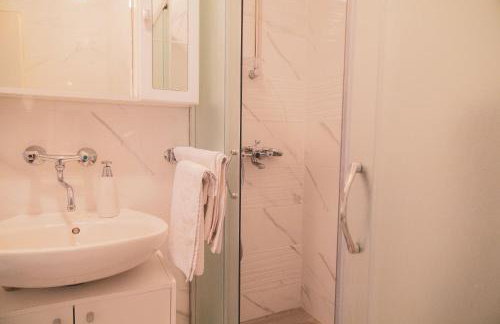 Zadar Kali Booking Franov Residence on island Ugljan with the pool, BBQ and beautiful sea-view! - Foto 30