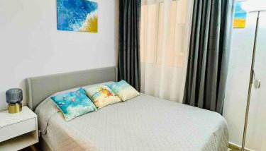 Tolle Wohnung mit 2 Schlafzimmern, Balkon und Pool - Foto 3