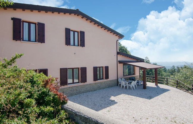 Cozy Farmhouse in Apecchio with Hot Tub - Foto 28