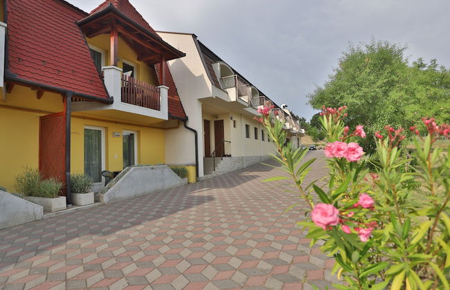 Margaréta Apartman és Üdülőház - Foto 3