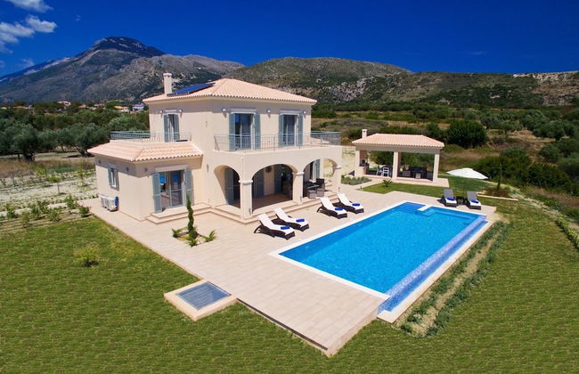 Villa Aglaia in Mavrata - Photo 4