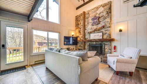 Walk to Liberty Mountain Lake-View Ski Retreat! - Foto 4