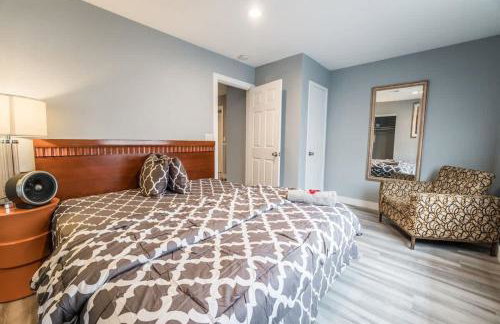 Luxury Living Just Steps from the Strip - Foto 41